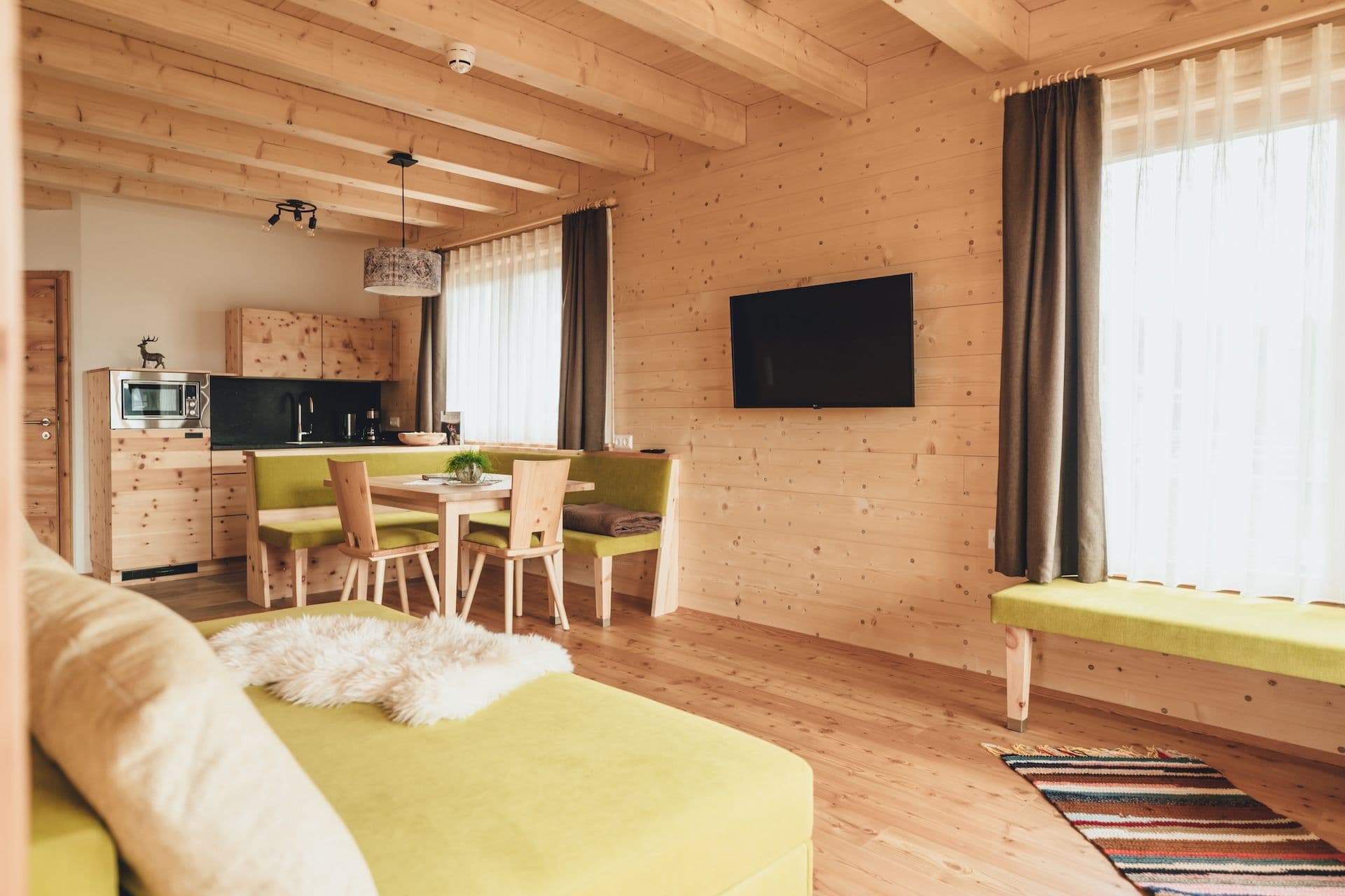 alm hotel
