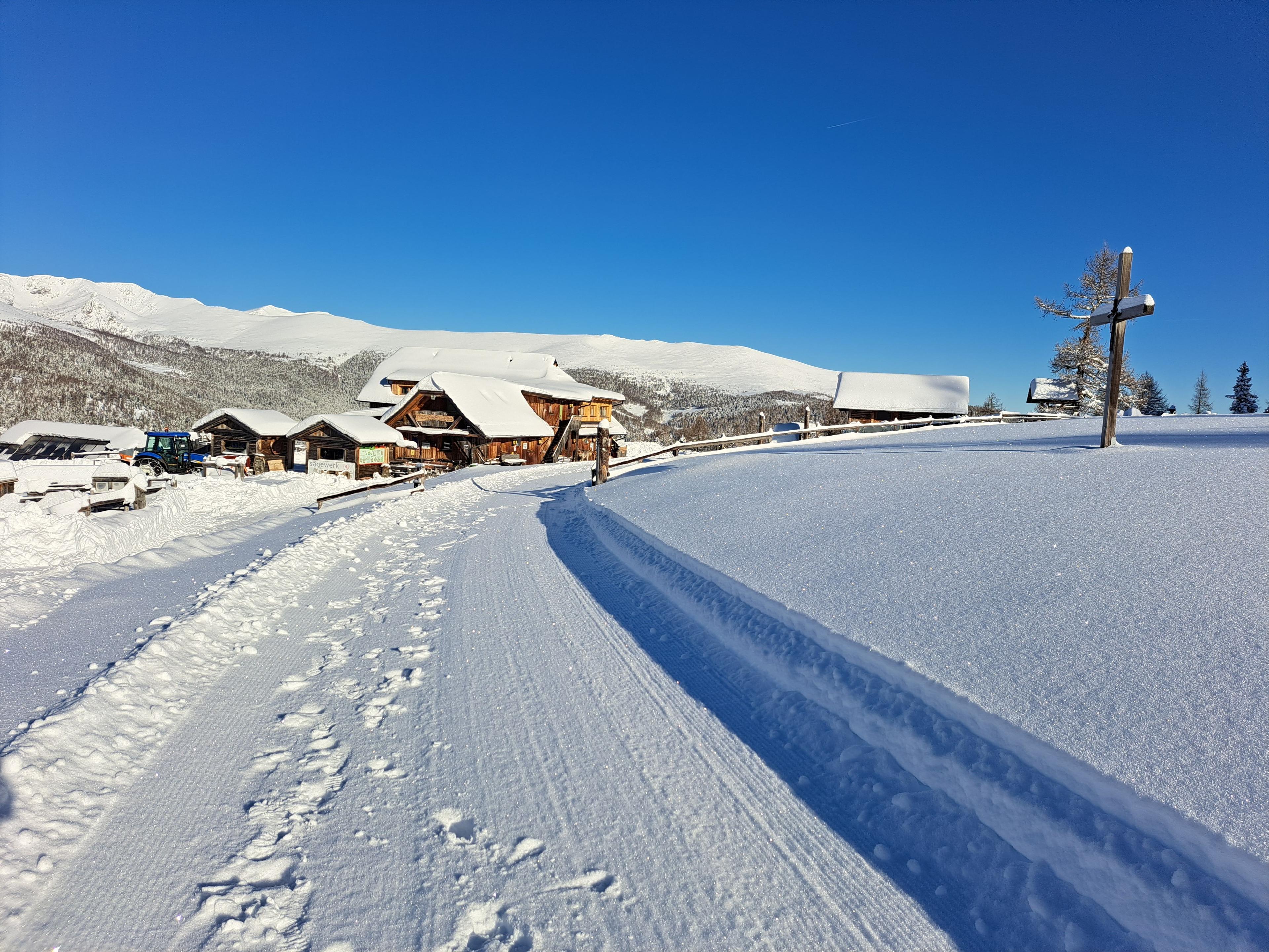 Ökologische Almhütte